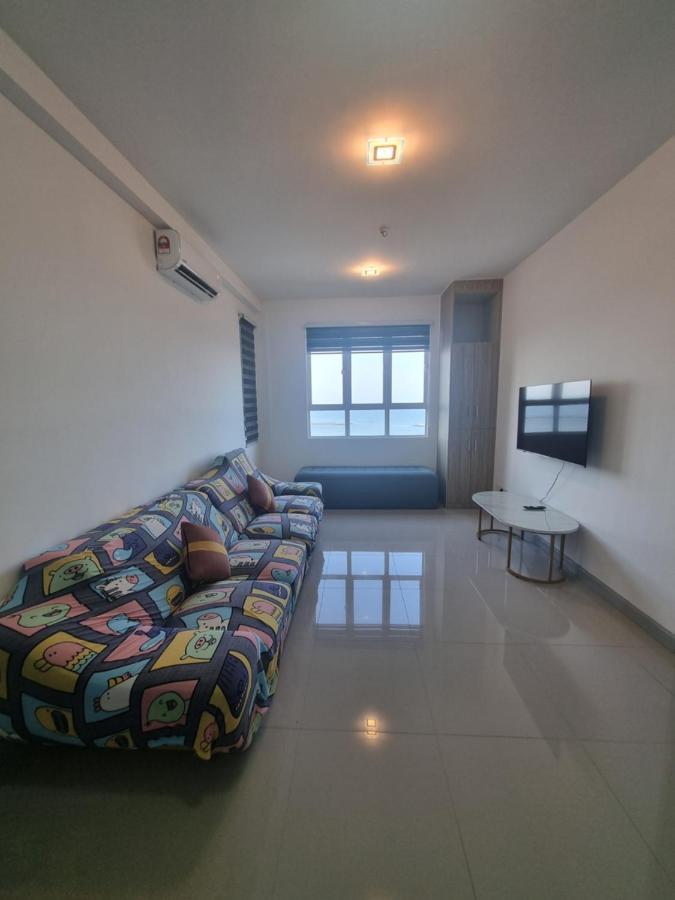 Seaside Haven Homestay Seaview Unit With Pool Opposite Ktcc & Mayang Mall - Pangsapuri Ladang Tanjung Kuala Terengganu Esterno foto